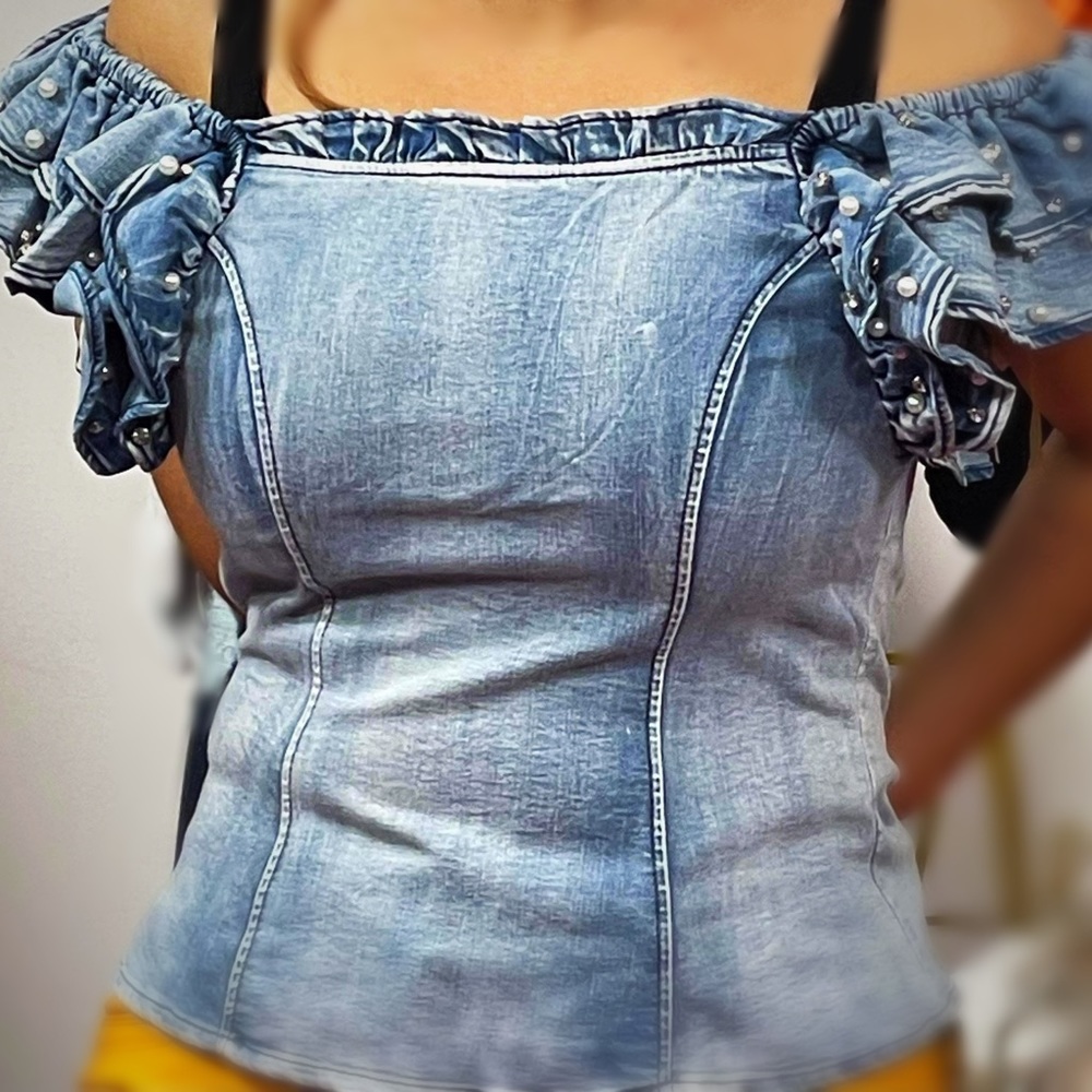 Denim OffShoulder Top Blouse Embellished/Blusa Mezclilla d Olanes y Piedreria